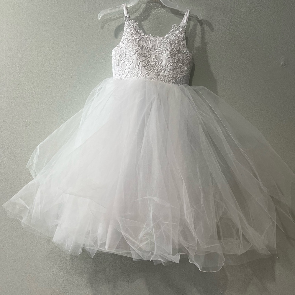 Beautiful Kids white Dress 2-3T